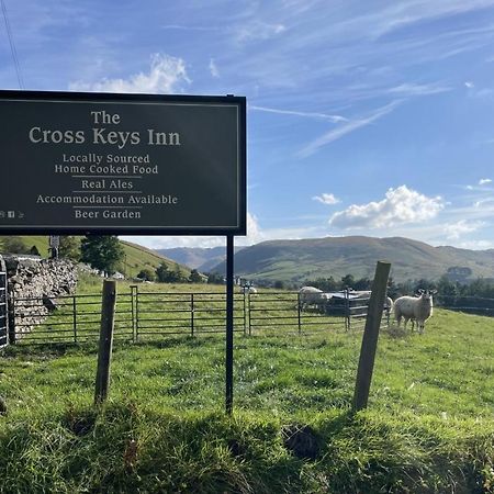 Cross Keys Inn Tebay  Eksteriør bilde